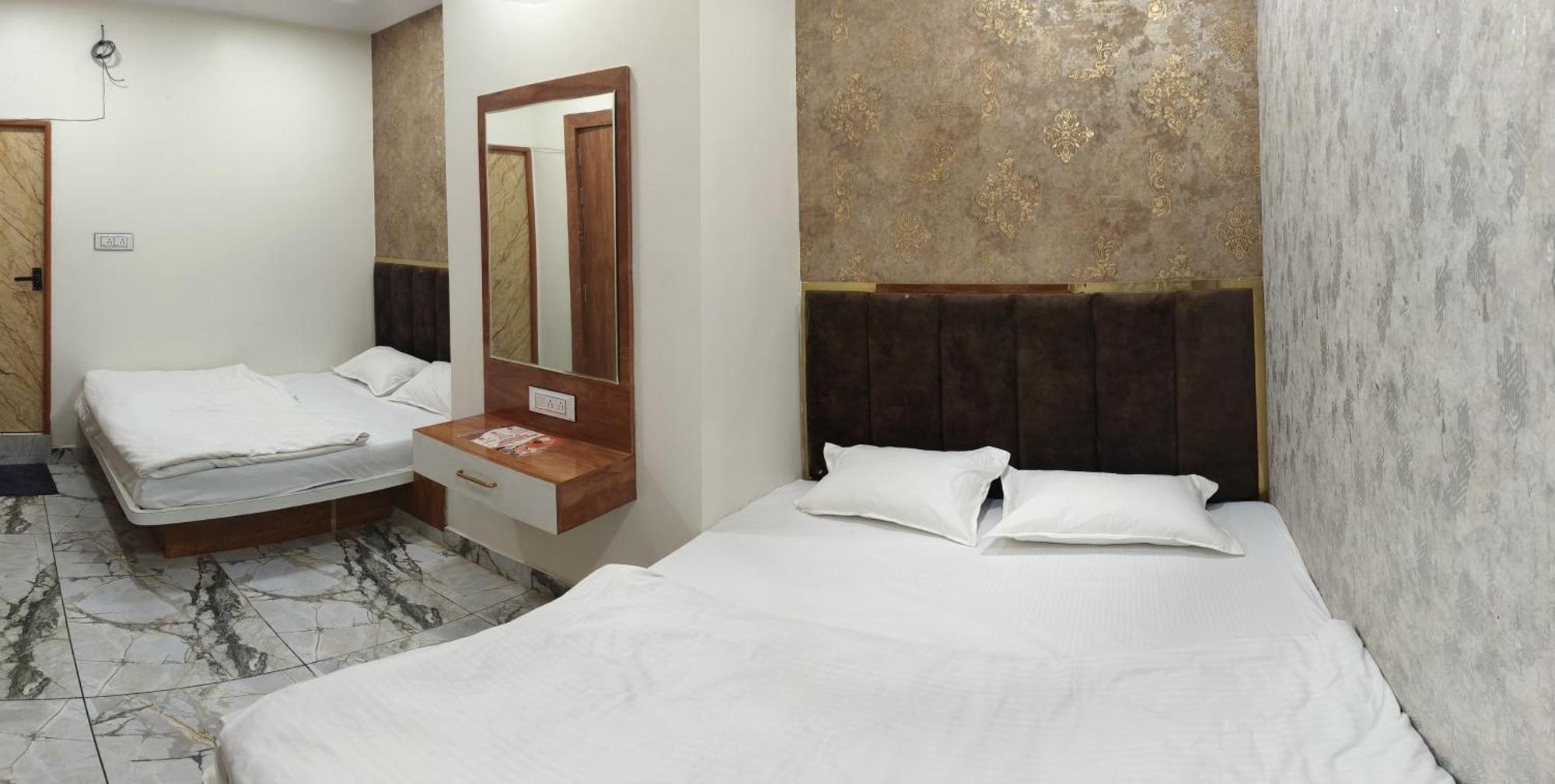 Hotel Malay Inn Ujjain Dış mekan fotoğraf