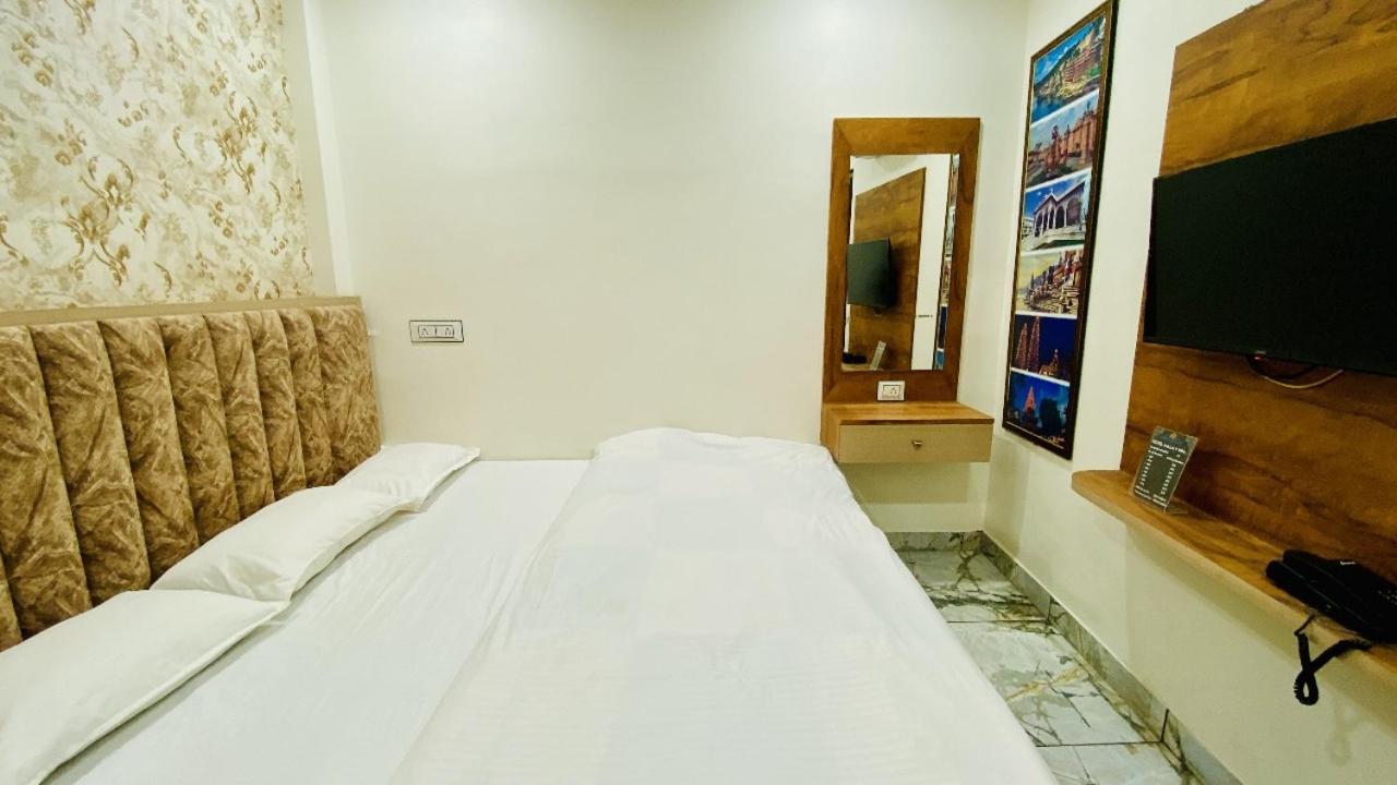 Hotel Malay Inn Ujjain Dış mekan fotoğraf