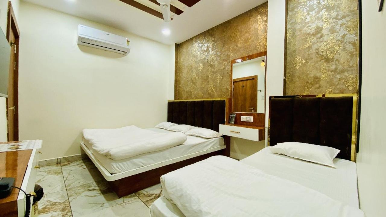 Hotel Malay Inn Ujjain Dış mekan fotoğraf