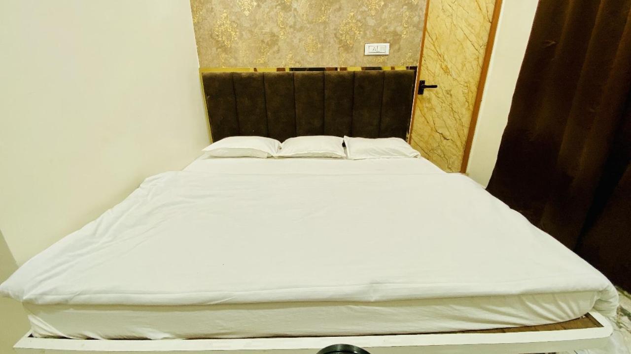 Hotel Malay Inn Ujjain Dış mekan fotoğraf